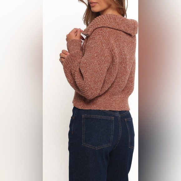 Petal & Pup HALLOW COLLAR QUARTER ZIP SWEATER - Picture 3 of 11